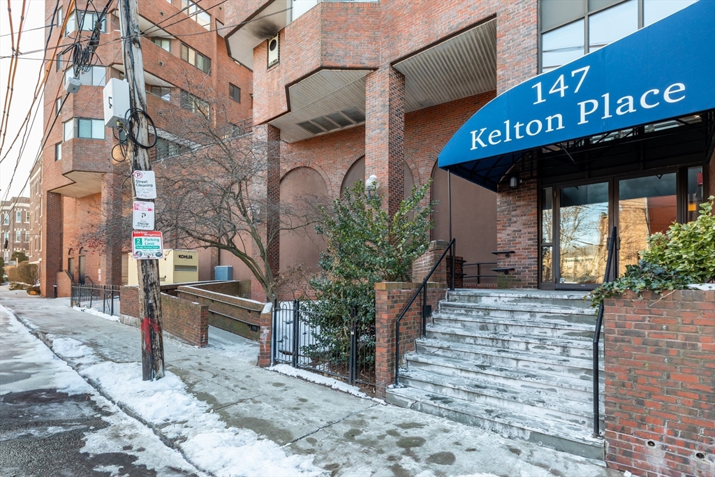 147 Kelton St, Boston, Massachusetts, 2 Bedrooms Bedrooms, 4 Rooms Rooms,2 BathroomsBathrooms,Residential,For Sale,Kelton St,73370425