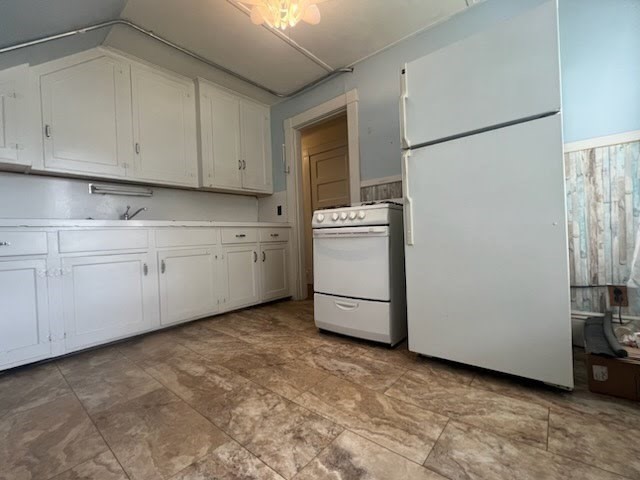 12 Prescott, Springfield, Massachusetts, 2 Bedrooms Bedrooms, 4 Rooms Rooms,1 BathroomBathrooms,Residential Lease,For Rent,Prescott,73370645