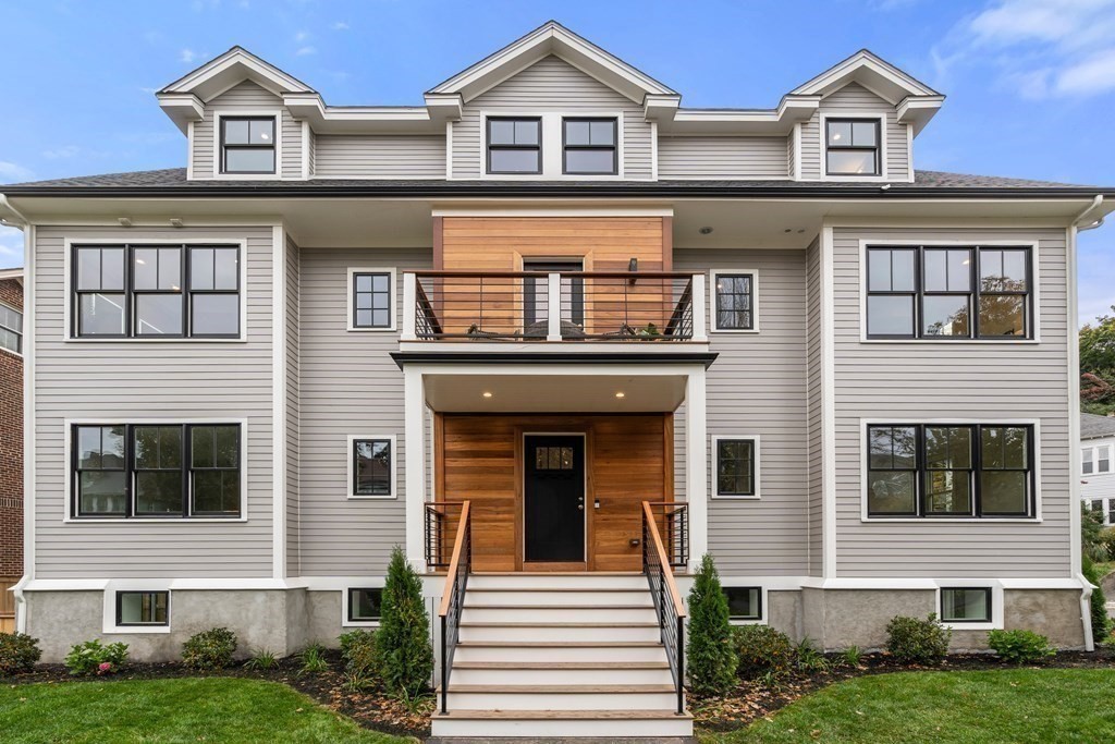96 Verndale Street, Brookline, Massachusetts, 4 Bedrooms Bedrooms, 8 Rooms Rooms,4.5 BathroomsBathrooms,Residential Lease,For Rent,Verndale Street,73370651