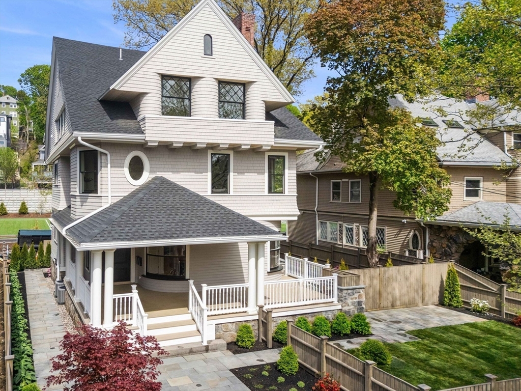 757 Washington St, Brookline, Massachusetts, 5 Bedrooms Bedrooms, 10 Rooms Rooms,4.5 BathroomsBathrooms,Residential,For Sale,Washington St,73370658
