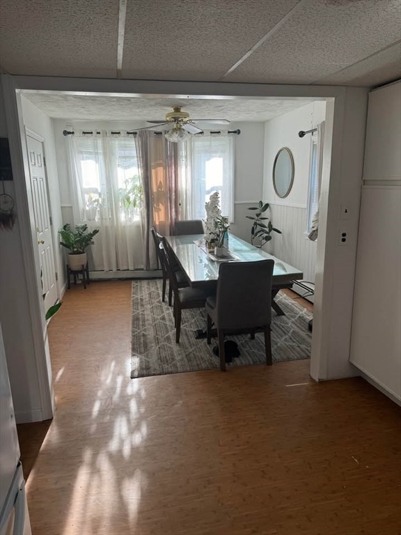 4 John, Haverhill, Massachusetts, 2 Bedrooms Bedrooms, 6 Rooms Rooms,1 BathroomBathrooms,Residential Lease,For Rent,John,73370603