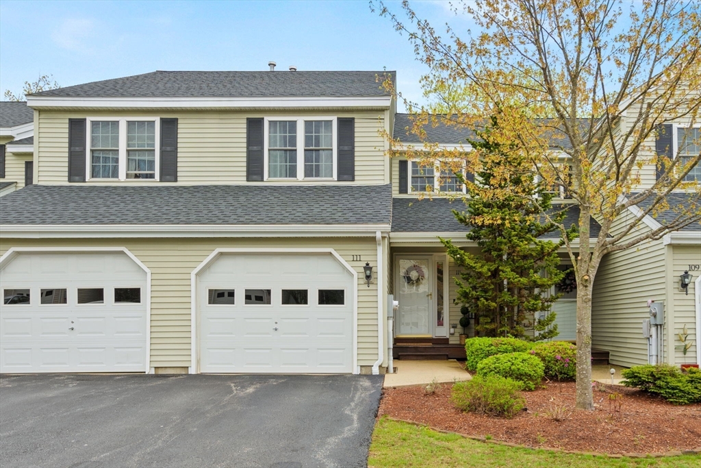 111 Caspian Way, Fitchburg, Massachusetts, 2 Bedrooms Bedrooms, 4 Rooms Rooms,1.5 BathroomsBathrooms,Residential,For Sale,Caspian Way,73371048