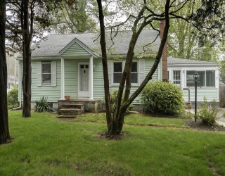 56 Pownal St, Marshfield, Massachusetts, 2 Bedrooms Bedrooms, 5 Rooms Rooms,1 BathroomBathrooms,Residential,For Sale,Pownal St,73371060