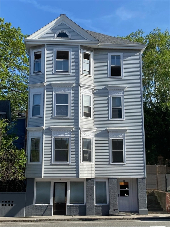 96 Boylston St, Brookline, Massachusetts, 9 Bedrooms Bedrooms, 17 Rooms Rooms,1.5 BathroomsBathrooms,Residential Income,For Sale,Boylston St,73371216