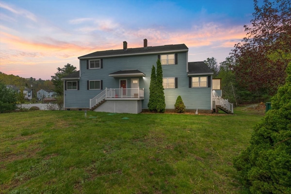 9 Rocco Drive, Derry, New Hampshire, 2 Bedrooms Bedrooms, 6 Rooms Rooms,1.5 BathroomsBathrooms,Residential,For Sale,Rocco Drive,73371288