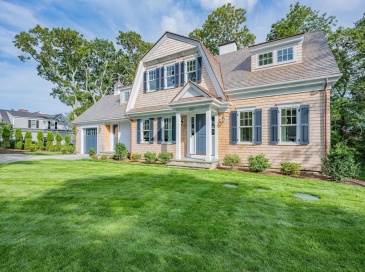 287 Cedar St, Chatham, Massachusetts, 3 Bedrooms Bedrooms, 10 Rooms Rooms,4.5 BathroomsBathrooms,Residential,For Sale,Cedar St,73371097