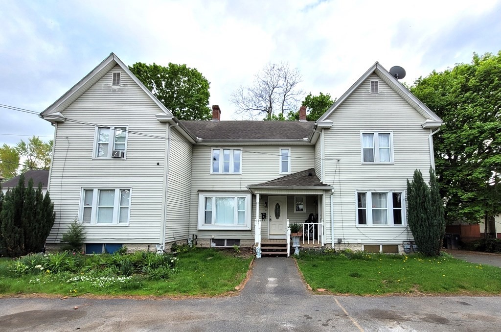 14 Belvedere Gdns, Westfield, Massachusetts, 3 Bedrooms Bedrooms, 5 Rooms Rooms,1 BathroomBathrooms,Residential Lease,For Rent,Belvedere Gdns,73371479