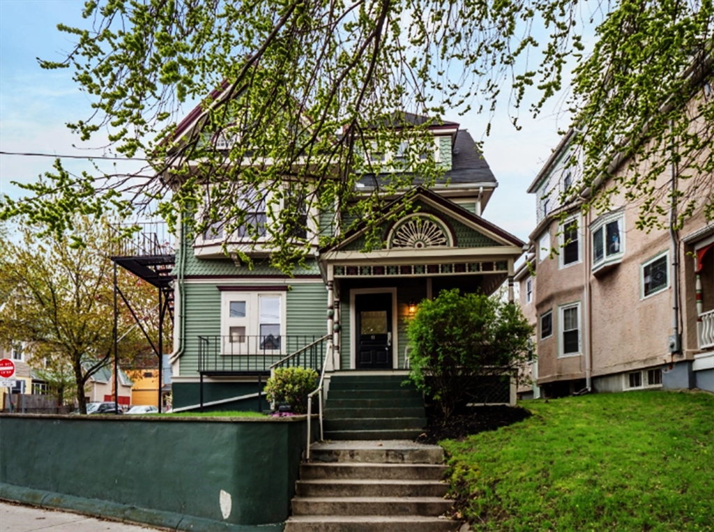 97 College Ave, Somerville, Massachusetts, 1 Bedroom Bedrooms, 2 Rooms Rooms,1 BathroomBathrooms,Residential Lease,For Rent,College Ave,73371580