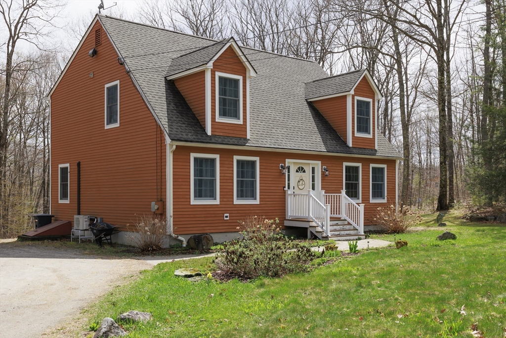 501 Reservoir Rd, Deering, New Hampshire, 3 Bedrooms Bedrooms, 7 Rooms Rooms,2.5 BathroomsBathrooms,Residential,For Sale,Reservoir Rd,73371596