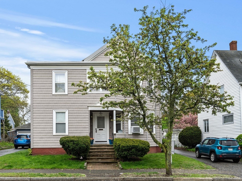 65-67 Stetson Avenue, Swampscott, Massachusetts, 6 Bedrooms Bedrooms, 15 Rooms Rooms,3 BathroomsBathrooms,Residential Income,For Sale,Stetson Avenue,73371603