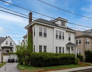 20-22 Chandler Street, Arlington, Massachusetts, 4 Bedrooms Bedrooms, 12 Rooms Rooms,2 BathroomsBathrooms,Residential Income,For Sale,Chandler Street,73371663