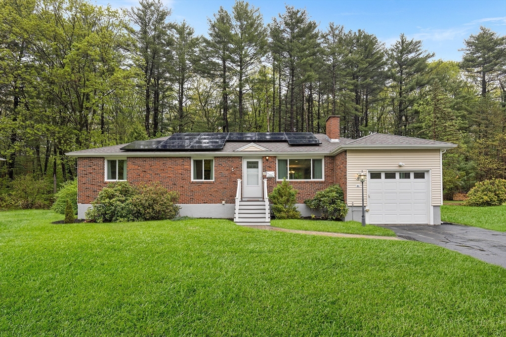 31 Livoli Rd, Framingham, Massachusetts, 4 Bedrooms Bedrooms, 6 Rooms Rooms,1.5 BathroomsBathrooms,Residential,For Sale,Livoli Rd,73371681