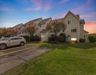 100 Merrimack Ave, Dracut, Massachusetts, 2 Bedrooms Bedrooms, 4 Rooms Rooms,1 BathroomBathrooms,Residential,For Sale,Merrimack Ave,73371690
