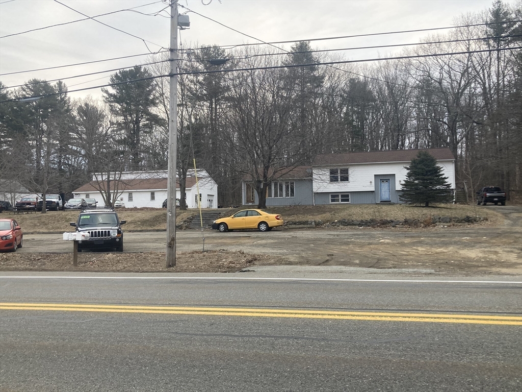 204 Barre Paxton Rd, Rutland, Massachusetts, 4 Bedrooms Bedrooms, 11 Rooms Rooms,2.5 BathroomsBathrooms,Residential Income,For Sale,Barre Paxton Rd,73371819