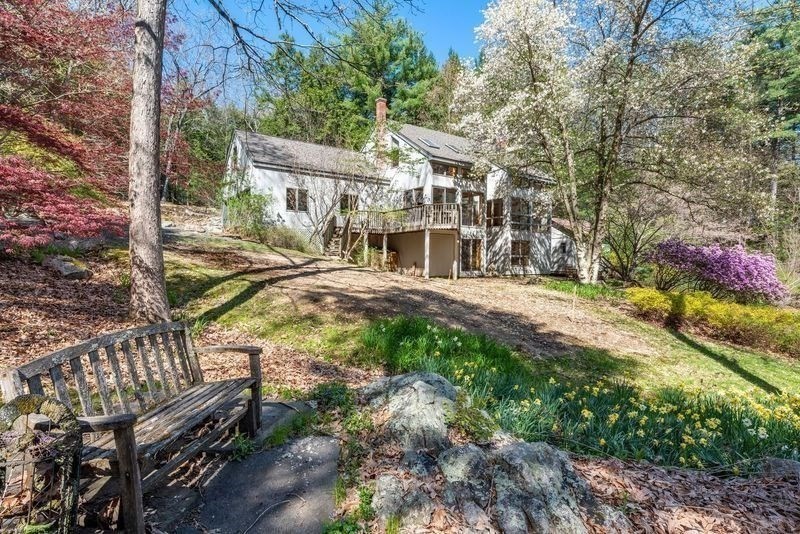 20 Lawton Rd, Leverett, Massachusetts, 3 Bedrooms Bedrooms, 7 Rooms Rooms,2.5 BathroomsBathrooms,Residential,For Sale,Lawton Rd,73371842