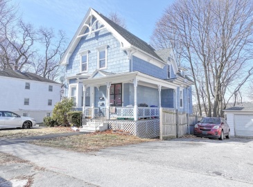 43 Paine St, Worcester, Massachusetts, 4 Bedrooms Bedrooms, 9 Rooms Rooms,3 BathroomsBathrooms,Residential Income,For Sale,Paine St,73340854