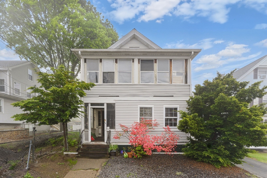 79 Prospect St, Marlborough, Massachusetts, 7 Bedrooms Bedrooms, 13 Rooms Rooms,4 BathroomsBathrooms,Residential Income,For Sale,Prospect St,73371987