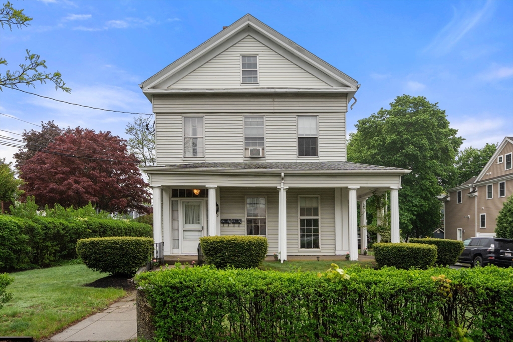 19 Winter St, Arlington, Massachusetts, 5 Bedrooms Bedrooms, 15 Rooms Rooms,4 BathroomsBathrooms,Residential Income,For Sale,Winter St,73372059