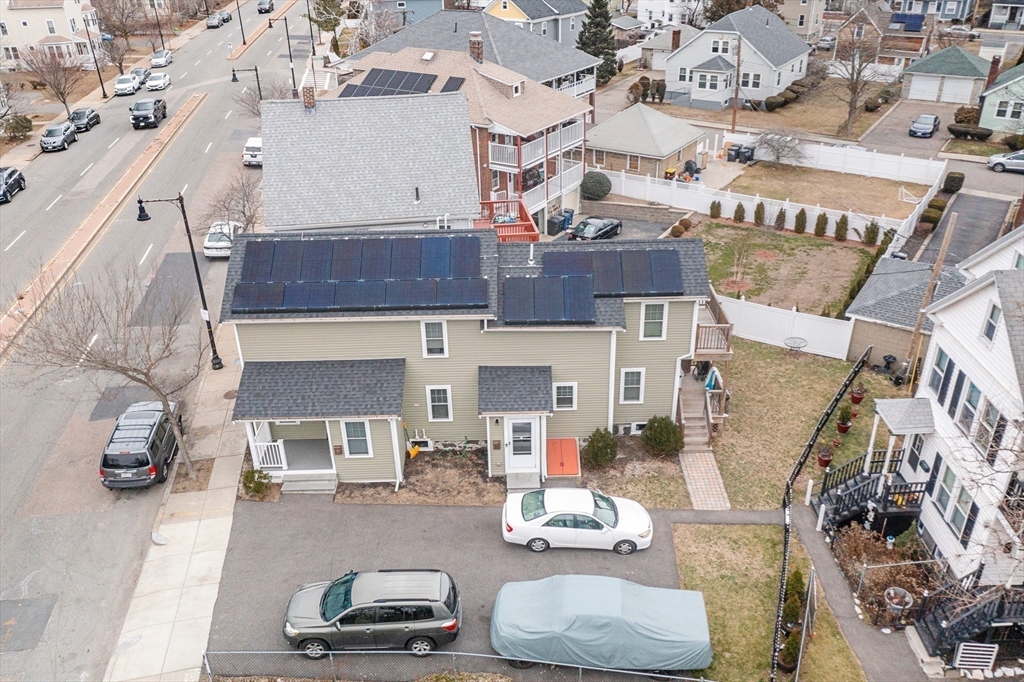 498L Hyde Park Ave, Boston, Massachusetts, 4 Bedrooms Bedrooms, 8 Rooms Rooms,2 BathroomsBathrooms,Residential Income,For Sale,Hyde Park Ave,73372311