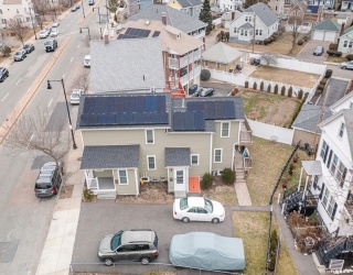498L Hyde Park Ave, Boston, Massachusetts, 4 Bedrooms Bedrooms, 8 Rooms Rooms,2 BathroomsBathrooms,Residential Income,For Sale,Hyde Park Ave,73372311