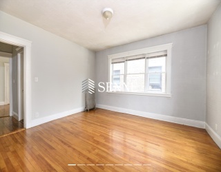 473 Broadway, Medford, Massachusetts, 1 Bedroom Bedrooms, 4 Rooms Rooms,1 BathroomBathrooms,Residential Lease,For Rent,Broadway,73372378