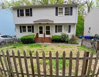 105-107 Oakwood Terrace, Springfield, Massachusetts, 4 Bedrooms Bedrooms, 8 Rooms Rooms,2 BathroomsBathrooms,Residential Income,For Sale,Oakwood Terrace,73372414