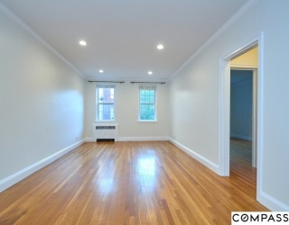 16 Ware St, Cambridge, Massachusetts, 1 Bedroom Bedrooms, 3 Rooms Rooms,1 BathroomBathrooms,Residential Lease,For Rent,Ware St,73372540