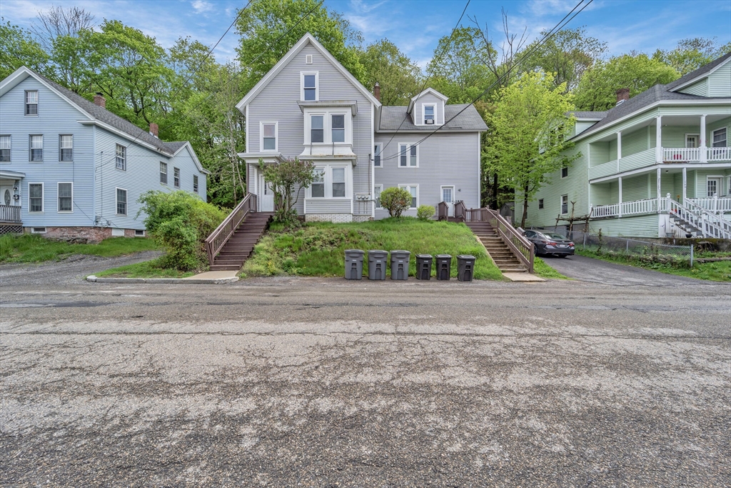 182 Pine St, Gardner, Massachusetts, 6 Bedrooms Bedrooms, 15 Rooms Rooms,3 BathroomsBathrooms,Residential Income,For Sale,Pine St,73372433