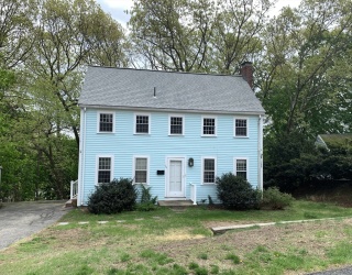 16 Heritage Hill, Dedham, Massachusetts, 4 Bedrooms Bedrooms, 7 Rooms Rooms,1.5 BathroomsBathrooms,Residential,For Sale,Heritage Hill,73372581