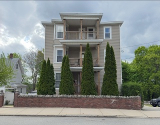 168-170 High St, Lawrence, Massachusetts, 13 Bedrooms Bedrooms, 26 Rooms Rooms,5 BathroomsBathrooms,Residential Income,For Sale,High St,73372598
