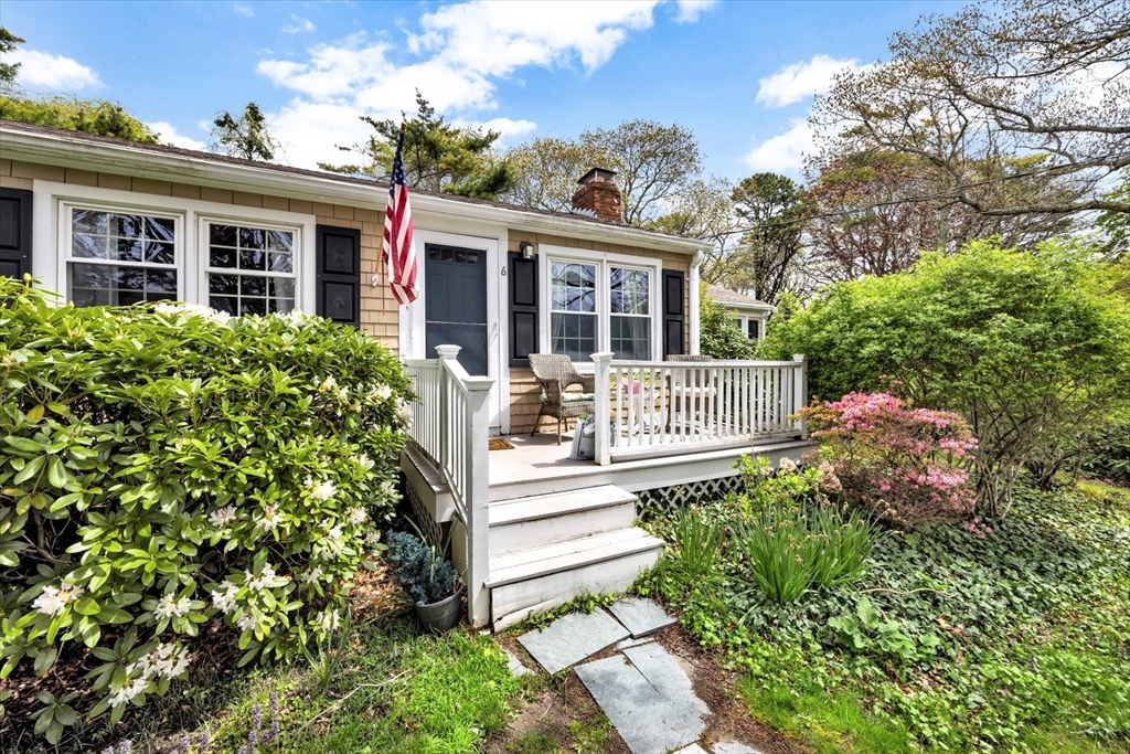 6 Captain Morgan Rd, Sandwich, Massachusetts, 3 Bedrooms Bedrooms, 5 Rooms Rooms,2 BathroomsBathrooms,Residential,For Sale,Captain Morgan Rd,73372666