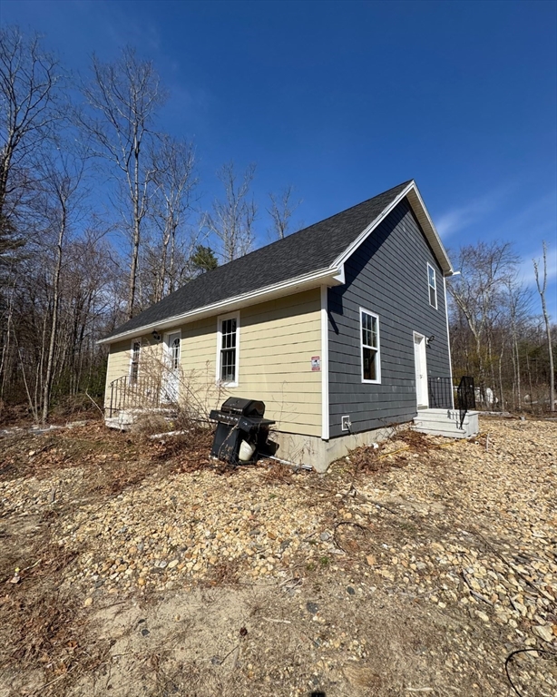 27 Popple Camp Rd, Petersham, Massachusetts, 3 Bedrooms Bedrooms, 8 Rooms Rooms,3 BathroomsBathrooms,Residential,For Sale,Popple Camp Rd,73372862