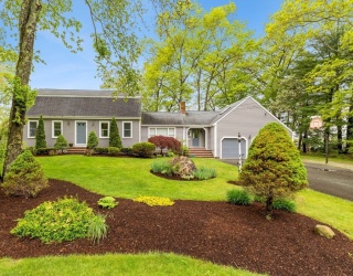 80 Forest Dr, Bridgewater, Massachusetts, 4 Bedrooms Bedrooms, 7 Rooms Rooms,2 BathroomsBathrooms,Residential,For Sale,Forest Dr,73372962