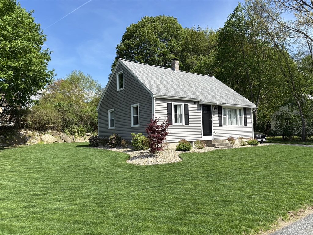 3 Linda Circuit, Grafton, Massachusetts, 3 Bedrooms Bedrooms, 8 Rooms Rooms,1 BathroomBathrooms,Residential Lease,For Rent,Linda Circuit,73373501