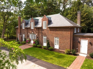 178 Ivy Street, Brookline, Massachusetts, 4 Bedrooms Bedrooms, 9 Rooms Rooms,4.5 BathroomsBathrooms,Residential,For Sale,Ivy Street,73373524 178 Ivy Street, Brookline, Massachusetts, 4 Bedrooms Bedrooms, 9 Rooms Rooms,4.5 BathroomsBathrooms,Residential,For Sale,Ivy Street,73373524