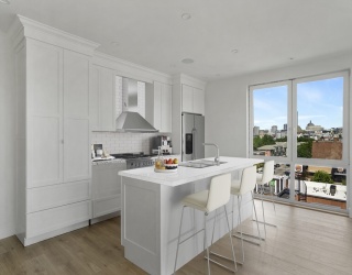 326 W Broadway, Boston, Massachusetts, 3 Bedrooms Bedrooms, 5 Rooms Rooms,2.5 BathroomsBathrooms,Residential Lease,For Rent,W Broadway,73373703