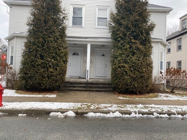 17 Irving Street, Winchester, Massachusetts, 3 Bedrooms Bedrooms, 5 Rooms Rooms,2 BathroomsBathrooms,Residential Lease,For Rent,Irving Street,73373950
