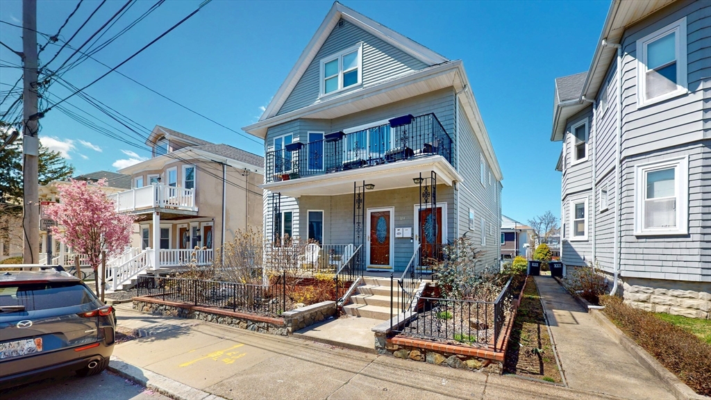 111 Hillsdale, Somerville, Massachusetts, 6 Bedrooms Bedrooms, 14 Rooms Rooms,3 BathroomsBathrooms,Residential Income,For Sale,Hillsdale,73373969