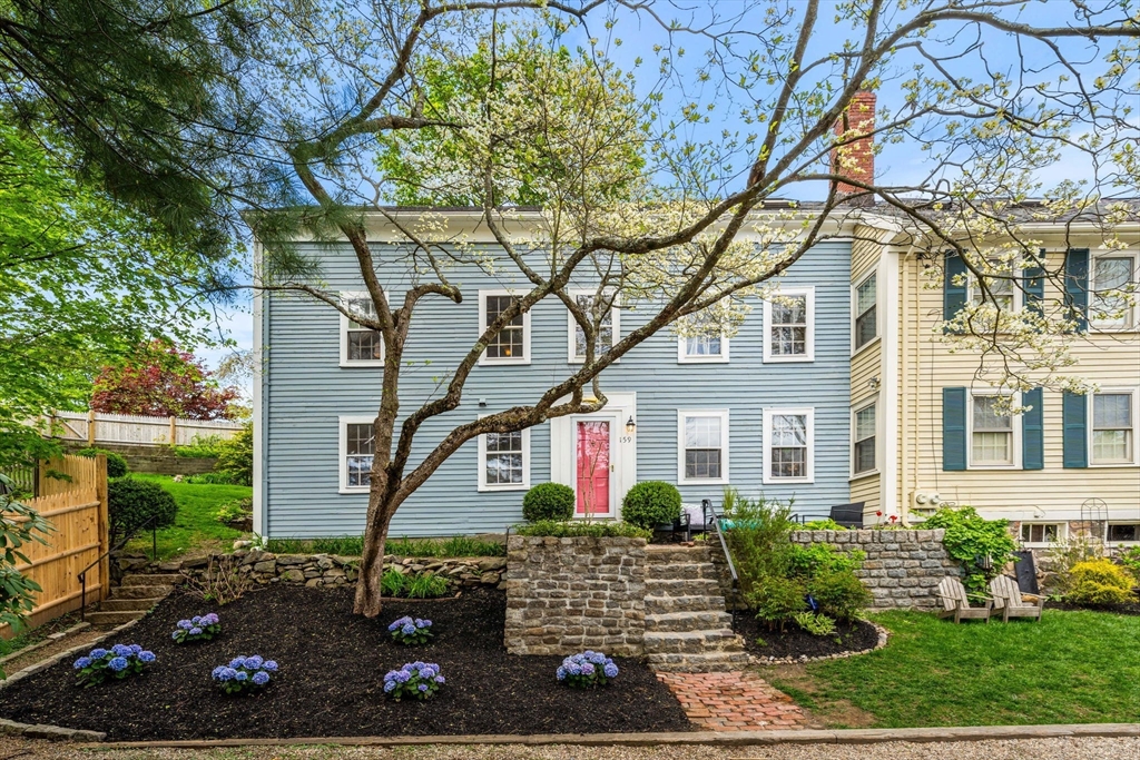 159 Elm St., Marblehead, Massachusetts, 3 Bedrooms Bedrooms, 6 Rooms Rooms,2 BathroomsBathrooms,Residential,For Sale,Elm St.,73373897