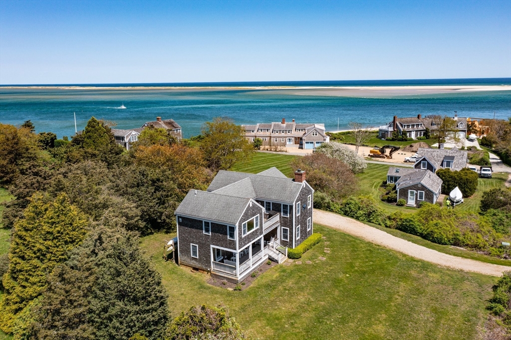 35 Whistler Lane, Chatham, Massachusetts, 3 Bedrooms Bedrooms, 7 Rooms Rooms,3.5 BathroomsBathrooms,Residential,For Sale,Whistler Lane,73374172