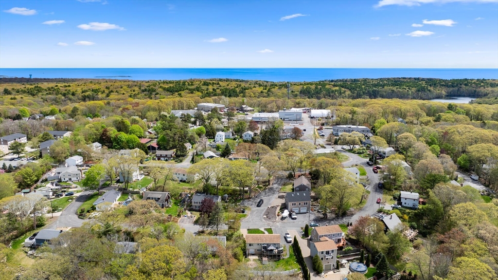9 Hodgkins Rd, Rockport, Massachusetts, 6 Bedrooms Bedrooms, 12 Rooms Rooms,2.5 BathroomsBathrooms,Residential Income,For Sale,Hodgkins Rd,73374103