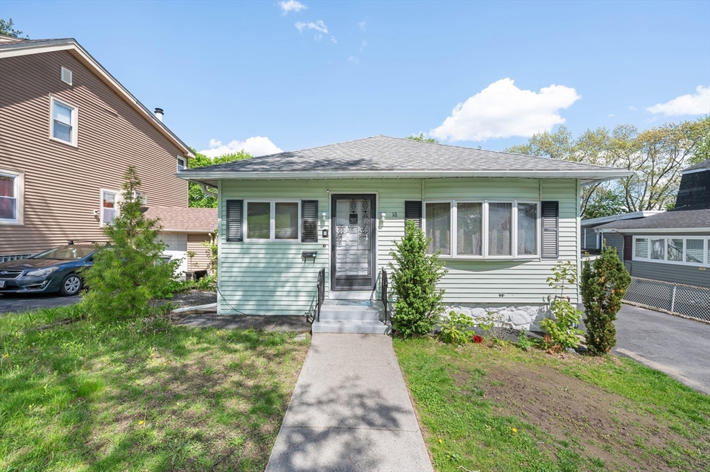 18 Gordon St, Worcester, Massachusetts, 3 Bedrooms Bedrooms, 5 Rooms Rooms,2 BathroomsBathrooms,Residential,For Sale,Gordon St,73374160