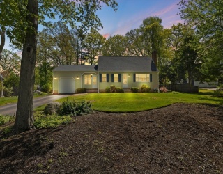 67 Pratt Rd, Scituate, Massachusetts, 2 Bedrooms Bedrooms, 7 Rooms Rooms,1.5 BathroomsBathrooms,Residential,For Sale,Pratt Rd,73374435