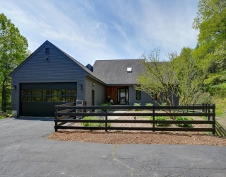 161 Randall Rd, Berlin, Massachusetts, 4 Bedrooms Bedrooms, 10 Rooms Rooms,3.5 BathroomsBathrooms,Residential,For Sale,Randall Rd,73374450