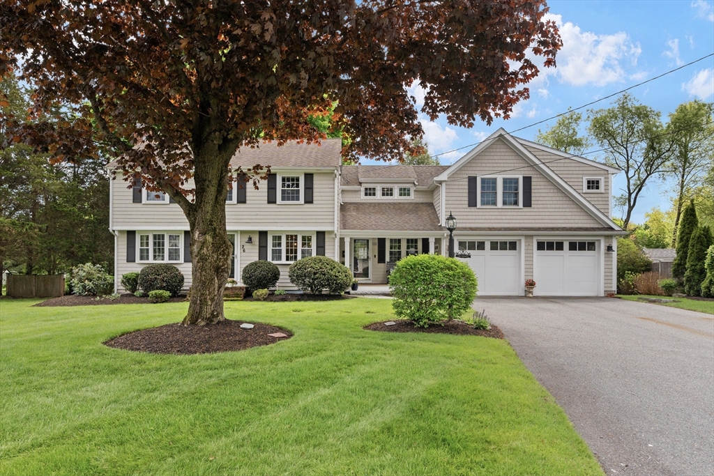 26 Cushing Rd, Westwood, Massachusetts, 4 Bedrooms Bedrooms, 10 Rooms Rooms,2.5 BathroomsBathrooms,Residential,For Sale,Cushing Rd,73374442