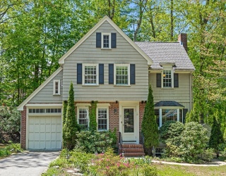 17 Mason St, Winchester, Massachusetts, 3 Bedrooms Bedrooms, 6 Rooms Rooms,2 BathroomsBathrooms,Residential,For Sale,Mason St,73374660