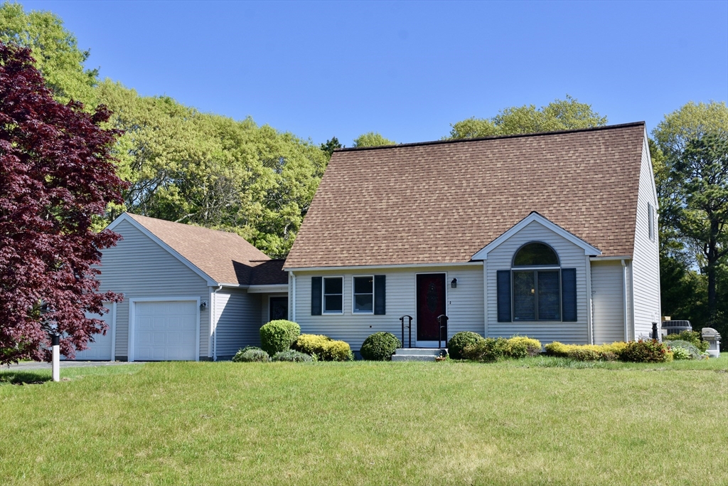 8 Great Rock Rd, Bourne, Massachusetts, 3 Bedrooms Bedrooms, 7 Rooms Rooms,2 BathroomsBathrooms,Residential,For Sale,Great Rock Rd,73374885