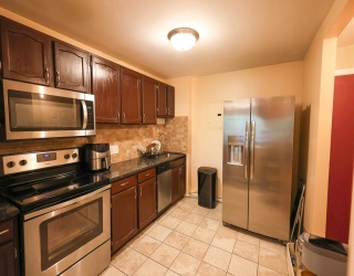 10 Linda Lane, Boston, Massachusetts, 2 Bedrooms Bedrooms, 4 Rooms Rooms,1 BathroomBathrooms,Residential Lease,For Rent,Linda Lane,73375321