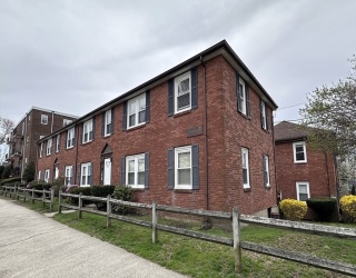 915 Hancock St, Quincy, Massachusetts, 2 Bedrooms Bedrooms, 4 Rooms Rooms,1 BathroomBathrooms,Residential Lease,For Rent,Hancock St,73375325