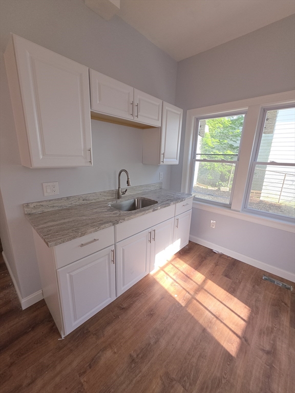 29 Goodwin St, Fitchburg, Massachusetts, 9 Bedrooms Bedrooms, 14 Rooms Rooms,4 BathroomsBathrooms,Residential Income,For Sale,Goodwin St,73375297